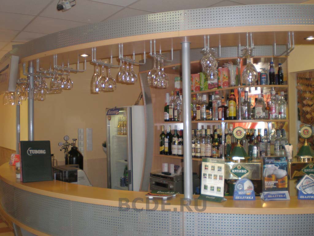 Kitchen bar волгоград. Кафе в Волгограде Дзержинский район. Старое кафе Волгоград. Masquerade Волгоград кафе бар. Бюро бар Волгоград.